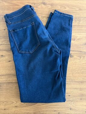 STS Blue Dark Indigo Stretch Jeans size 28